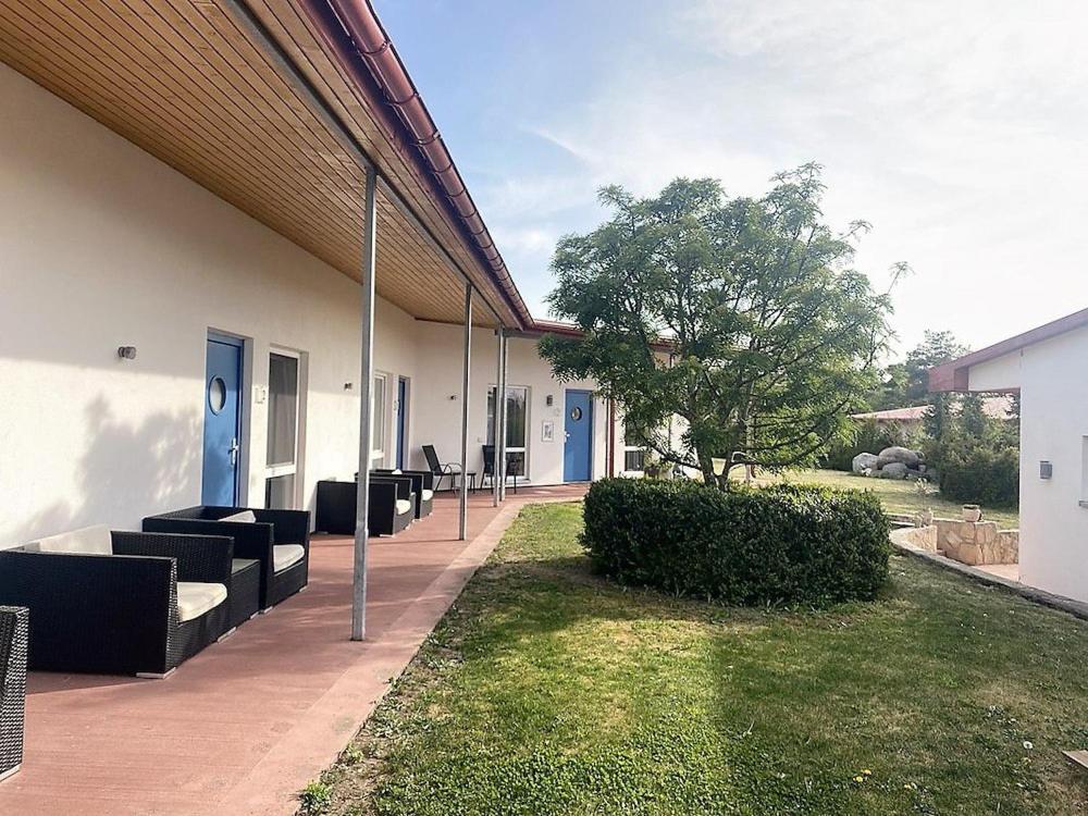 Froejel Resort & Spa Exterior photo